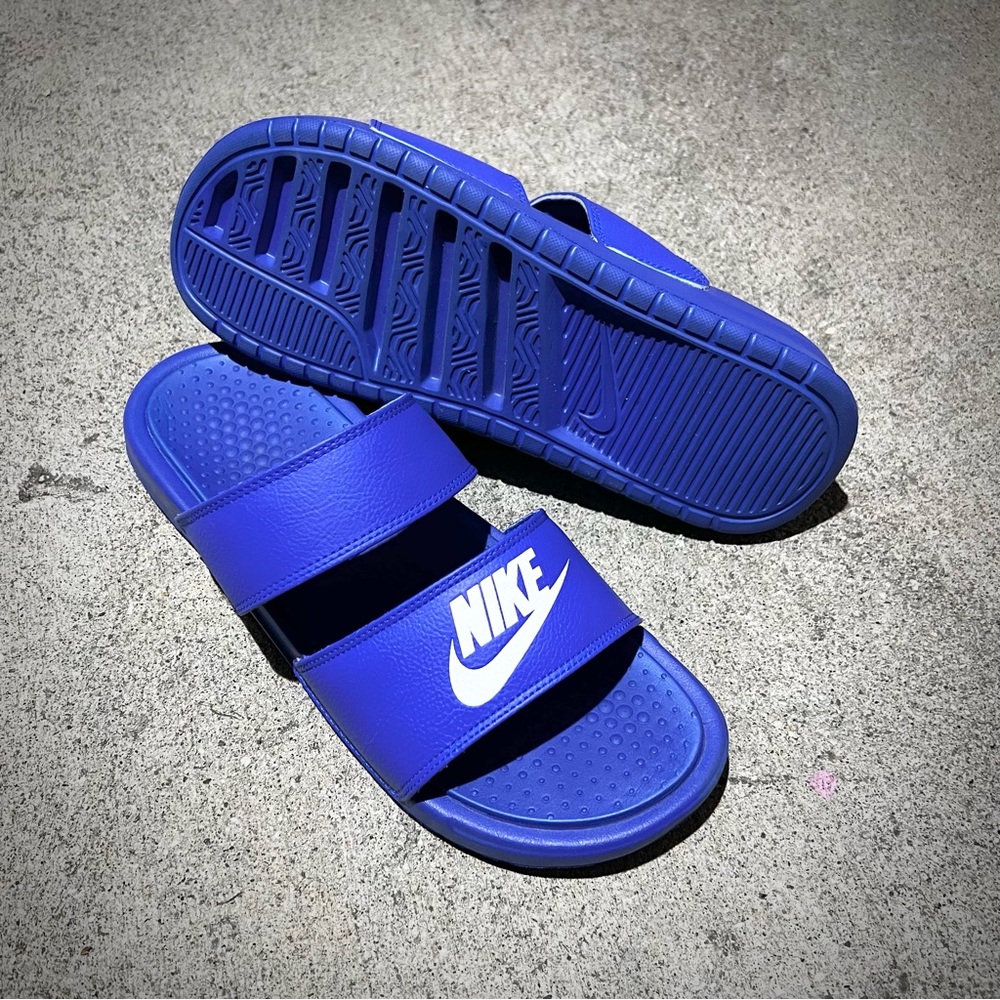 WMNS NIKE BENASSI DUO ULTRA ROYAL BLUE WHITE SLIDES
